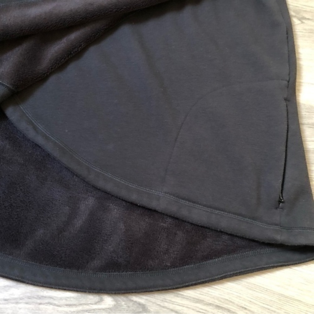 Athleta Pullover Black Sweatshirt - image 7